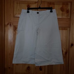 NWT TOMMY HILFIGER womens Shorts tan Long size 6 $59